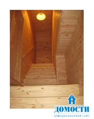 Когда нужно морить древесину бревенчатого дома: до или после постройки?