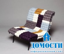 Мозаичное кресло на решетке