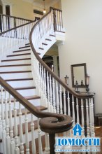 Особенности выбора лестницы в дом 